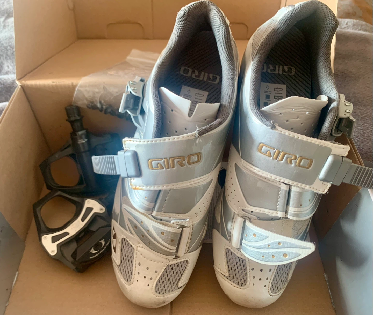 Giro Espada Women's Cycling Shoes (+pedals) Size 39.5
