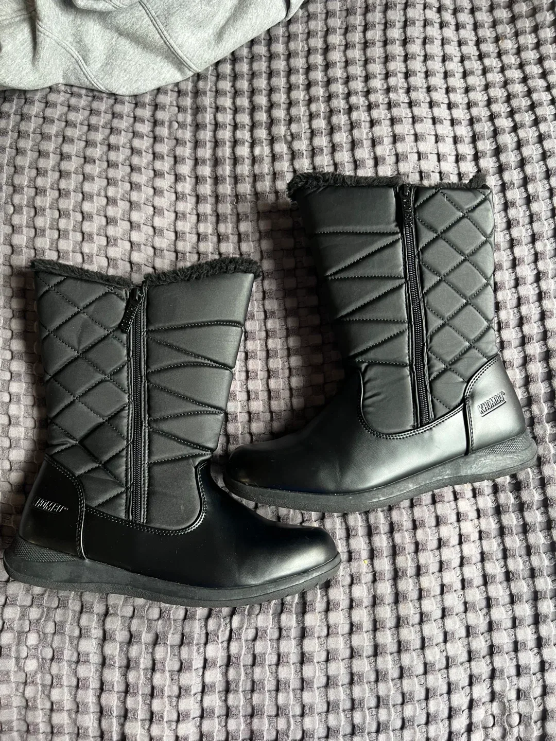 Black Winter Boots 9 1/2