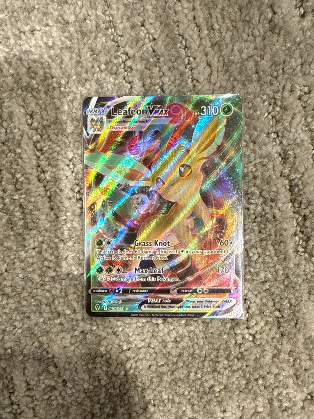 Leafeon VMAX Pokemon Card