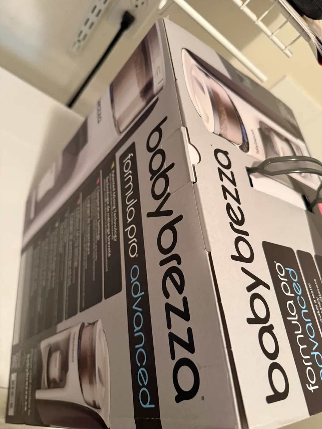 Baby Brezza Formula Pro Advanced - New in Box! image indicator(4)