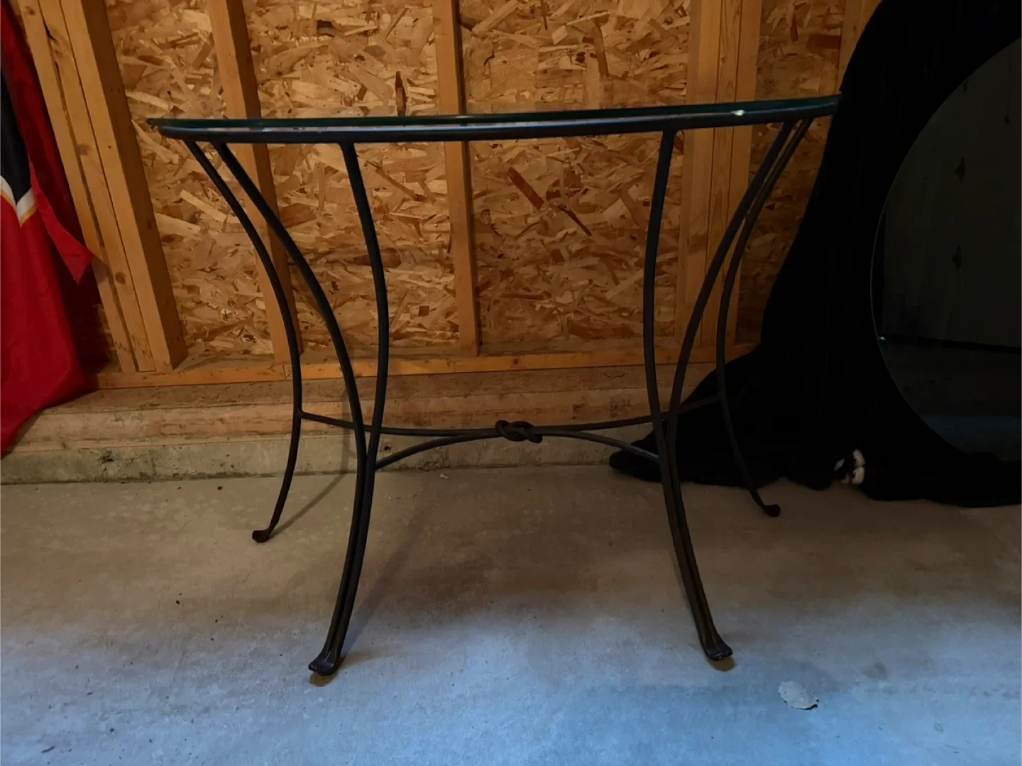 Glass Top Metal Frame Coffee Table set image indicator(4)