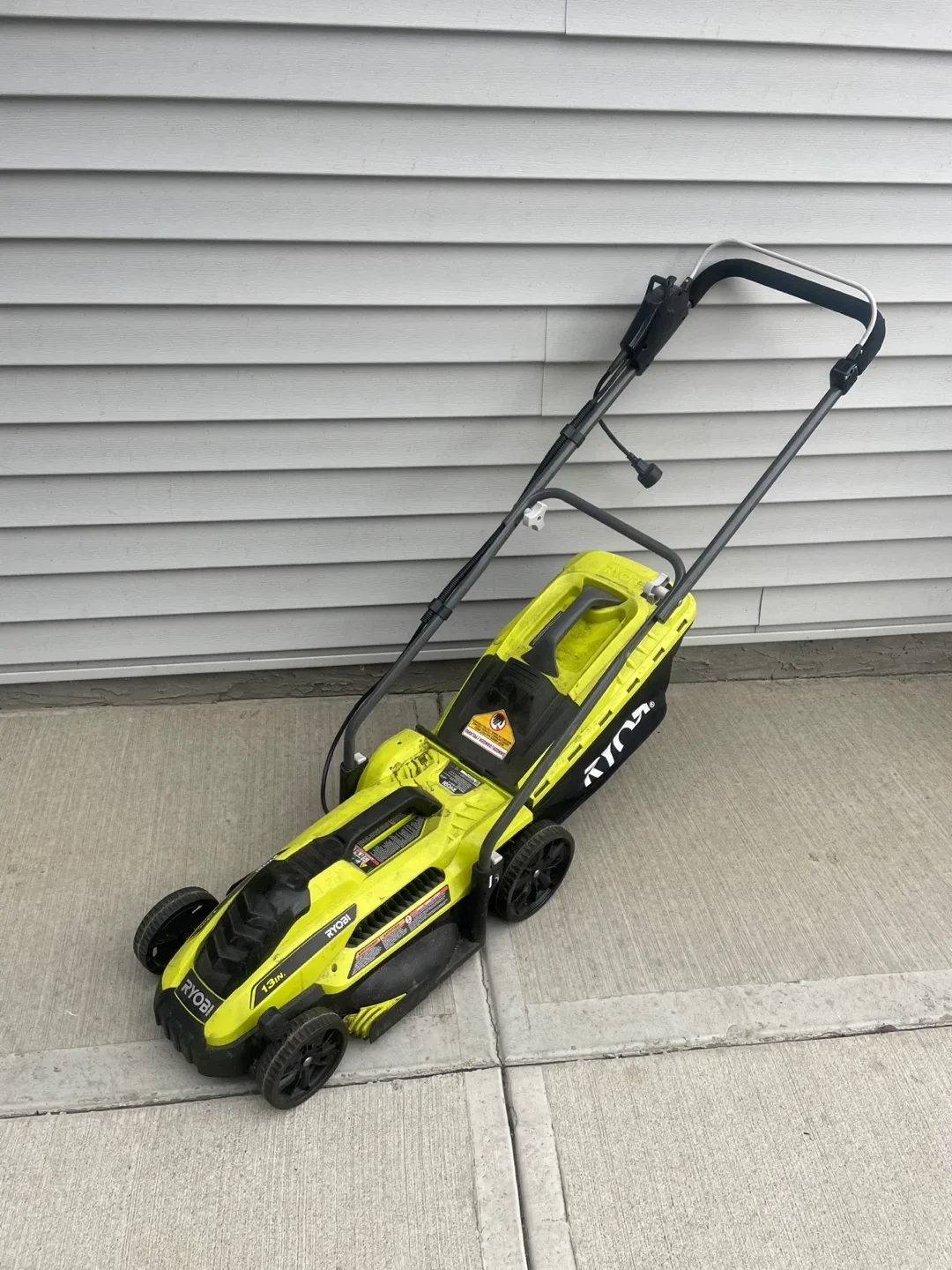 Electric Lawn Mower