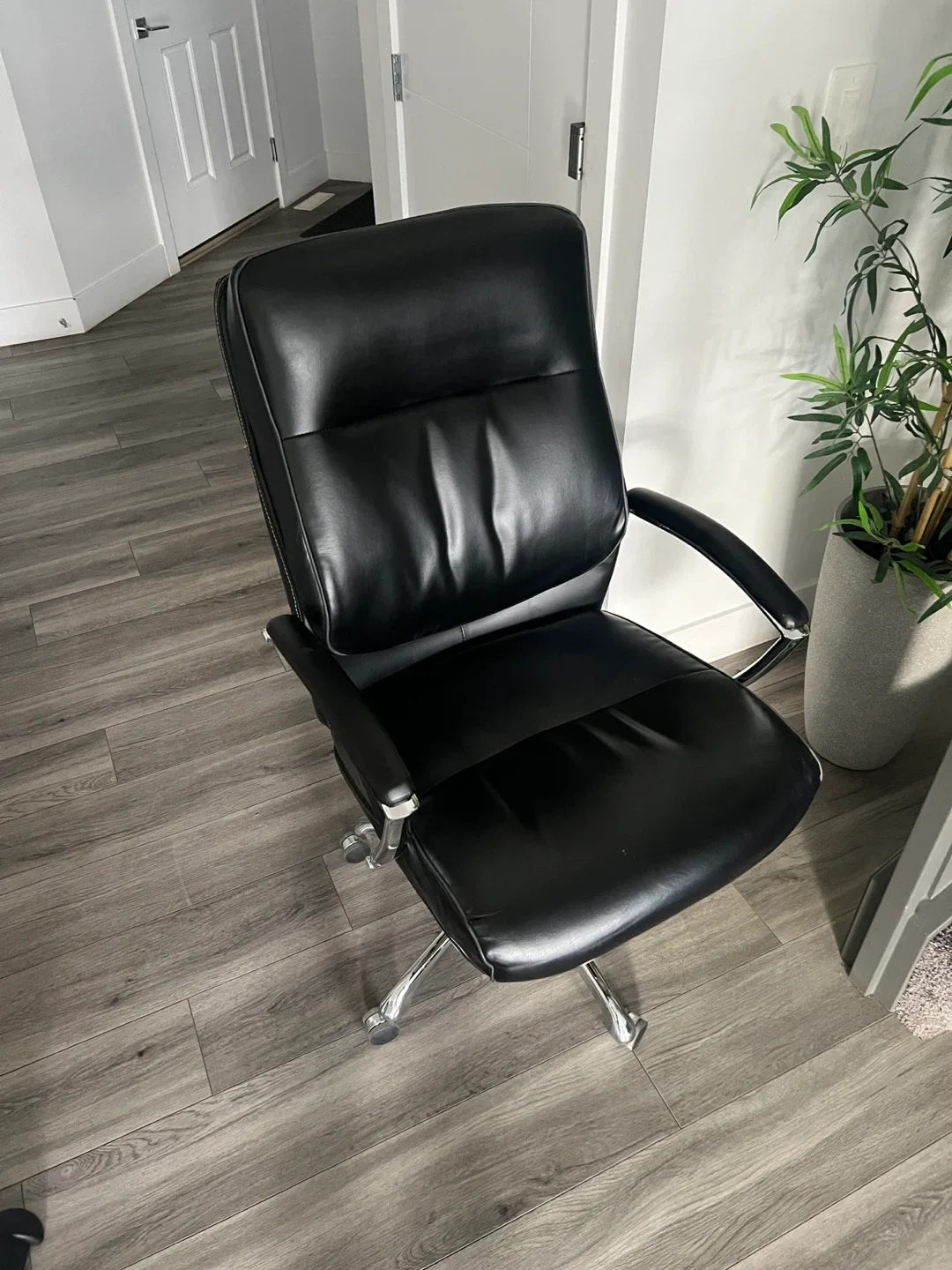 Leather Executive Office Chair