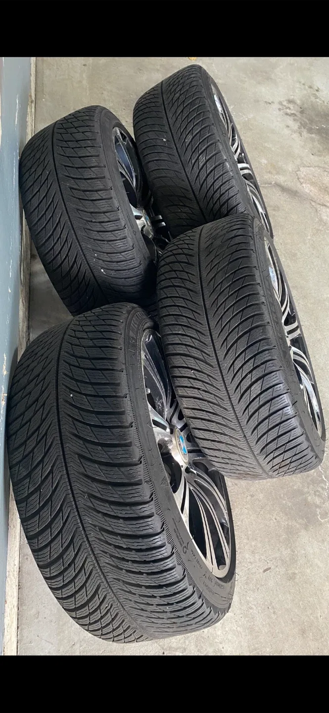 BMW Rims with Michelin Pilot Alpin 5 Winter Tires 235/40R18 image indicator(2)