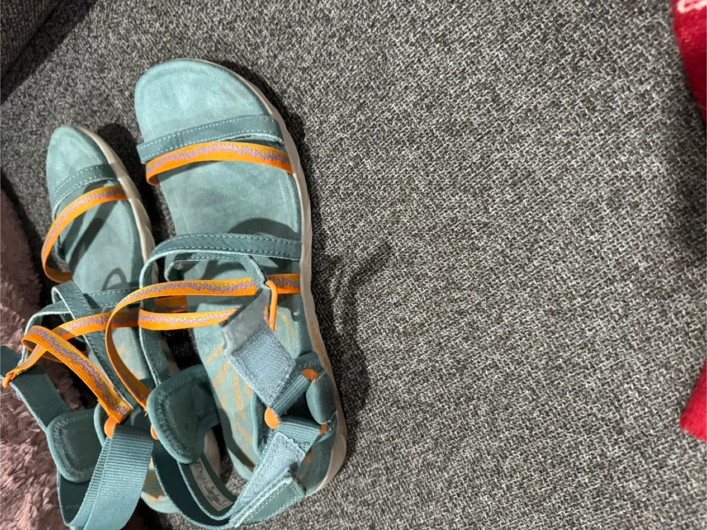 Merrell Sandals image indicator(2)