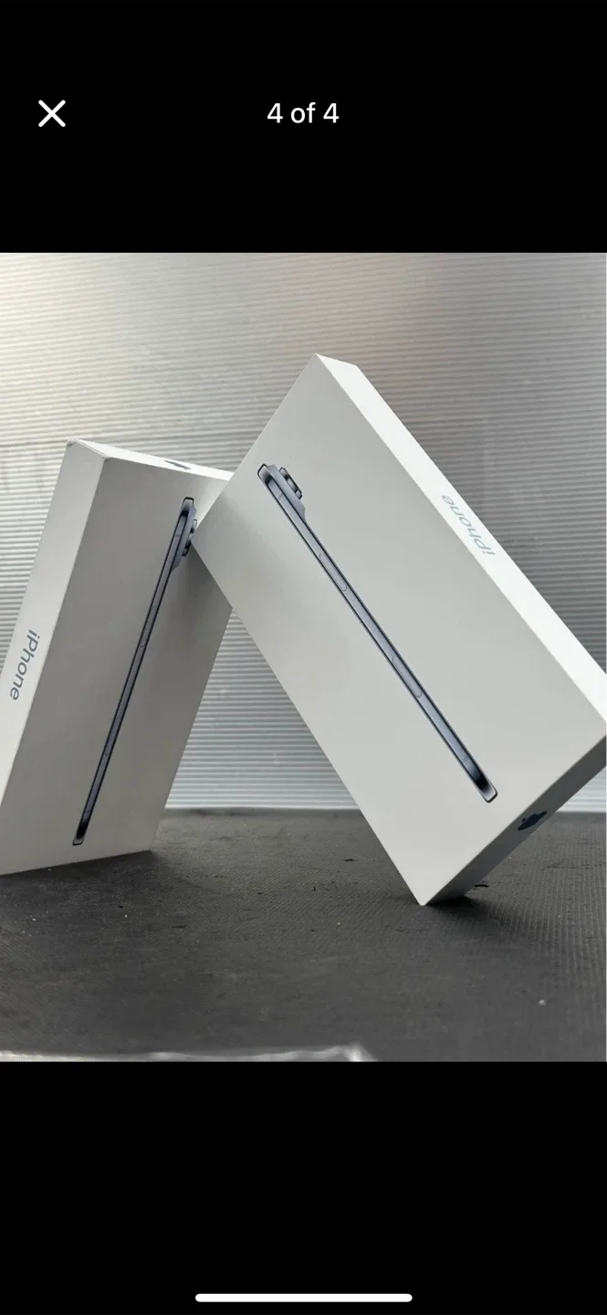 Apple iPhone 17 AirNew Sealed. 1 Year Warranty. Canadian  Model. image indicator(3)