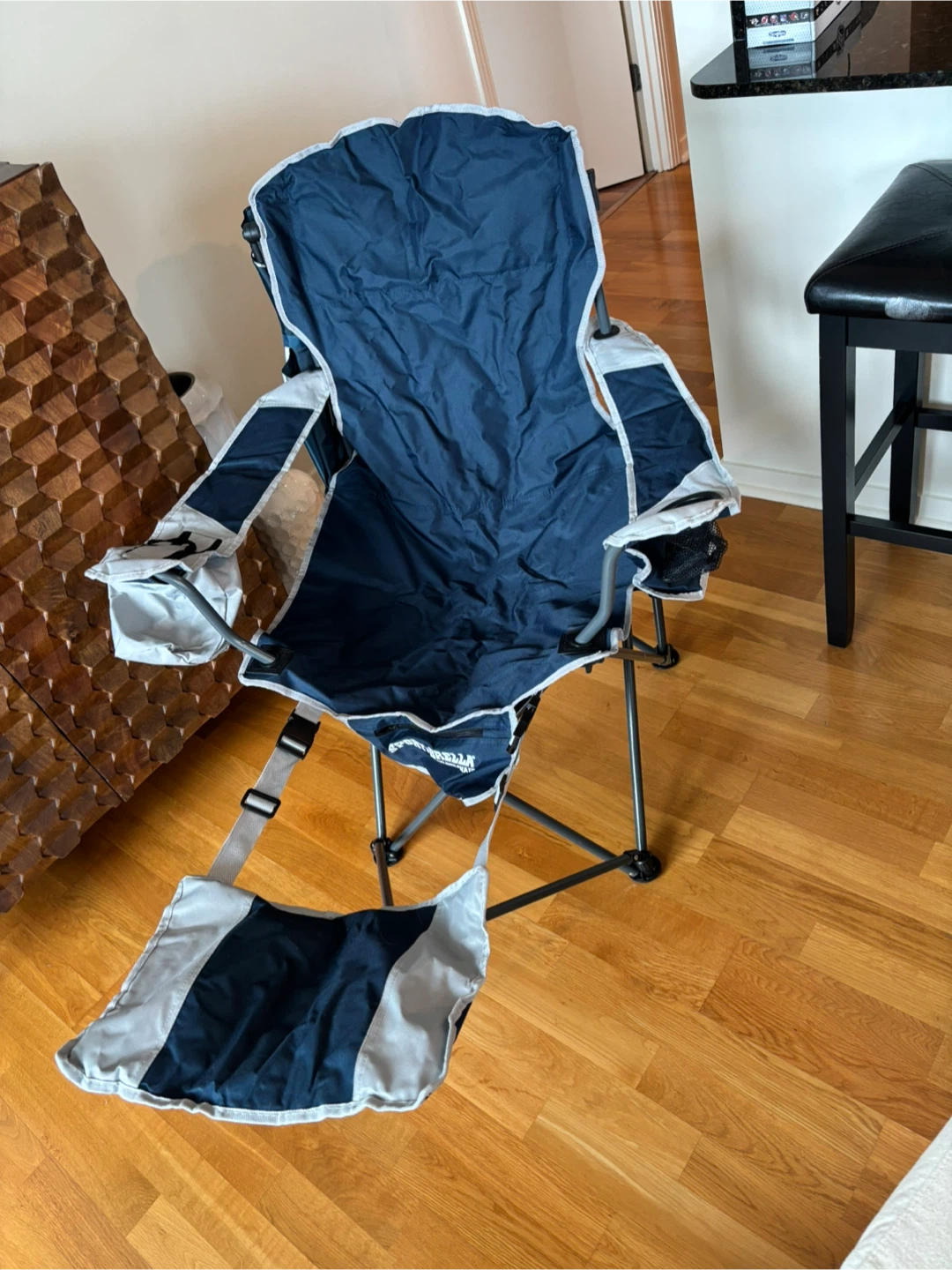 Sport‑Brella Recliner Chair + Umbrella — Excellent Condition (Ch - photo 5