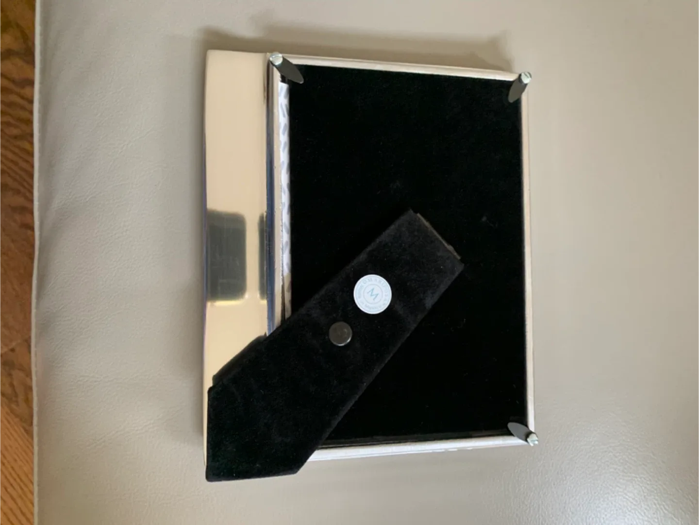 “ Mariposa Beaded Statement Picture Frame “ ! image indicator(5)