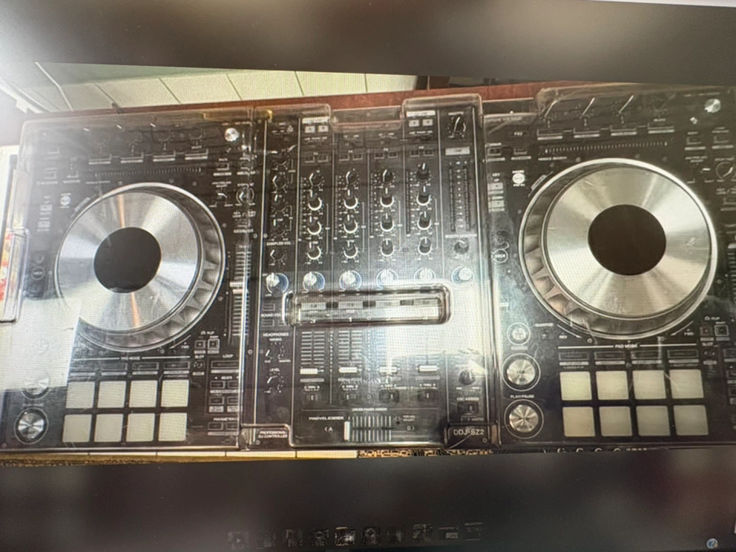 Pioneer DDJ-SZ2 DJ Controller - photo 4