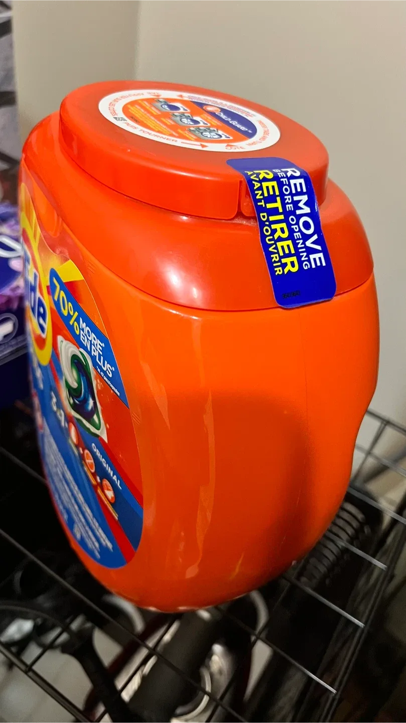 Tide laundry pods 72 ct. image indicator(3)
