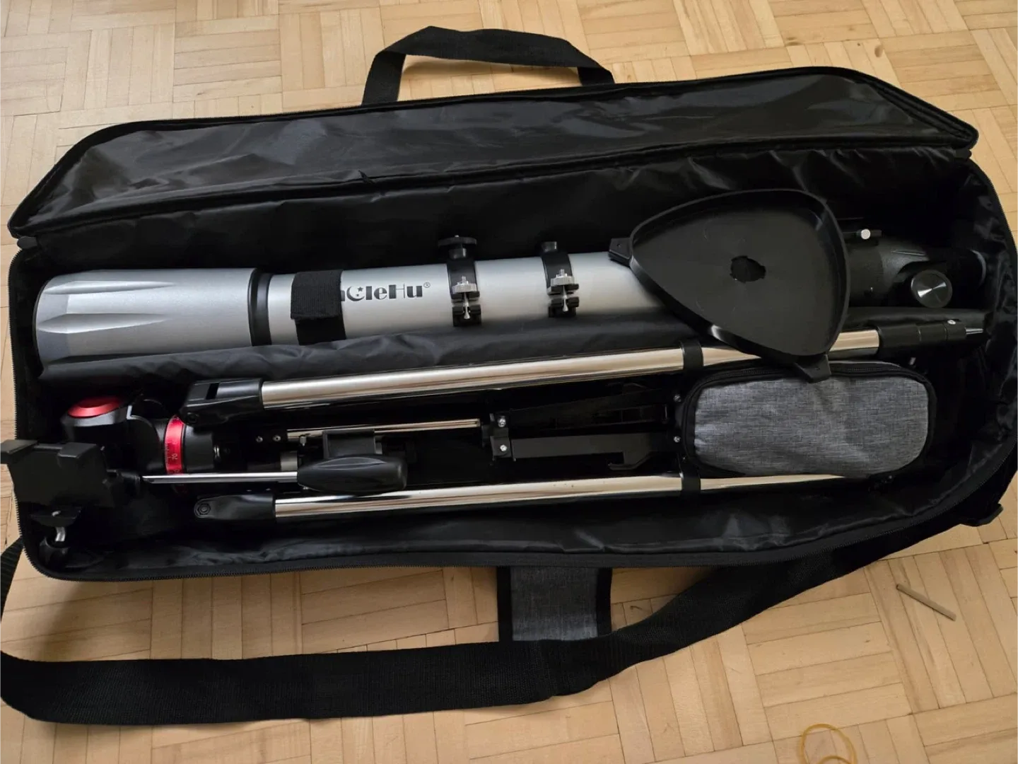 UncleHu Telescope with Tripod and Accessories image indicator(4)