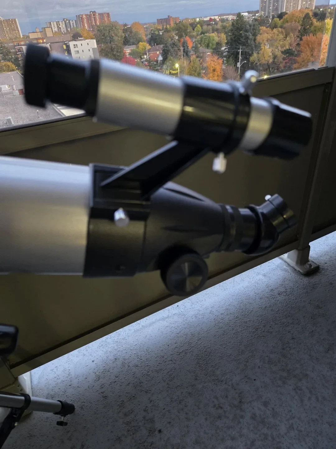 UncleHu Telescope with Tripod and Accessories image indicator(6)