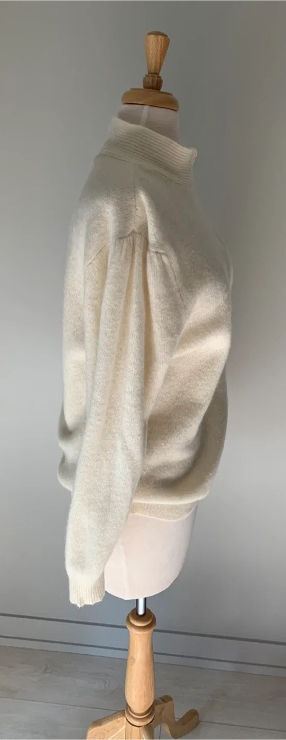 Rare Vintage Find Hunt Club Lamb & Angora Wool Sweater Size M/L image indicator(7)