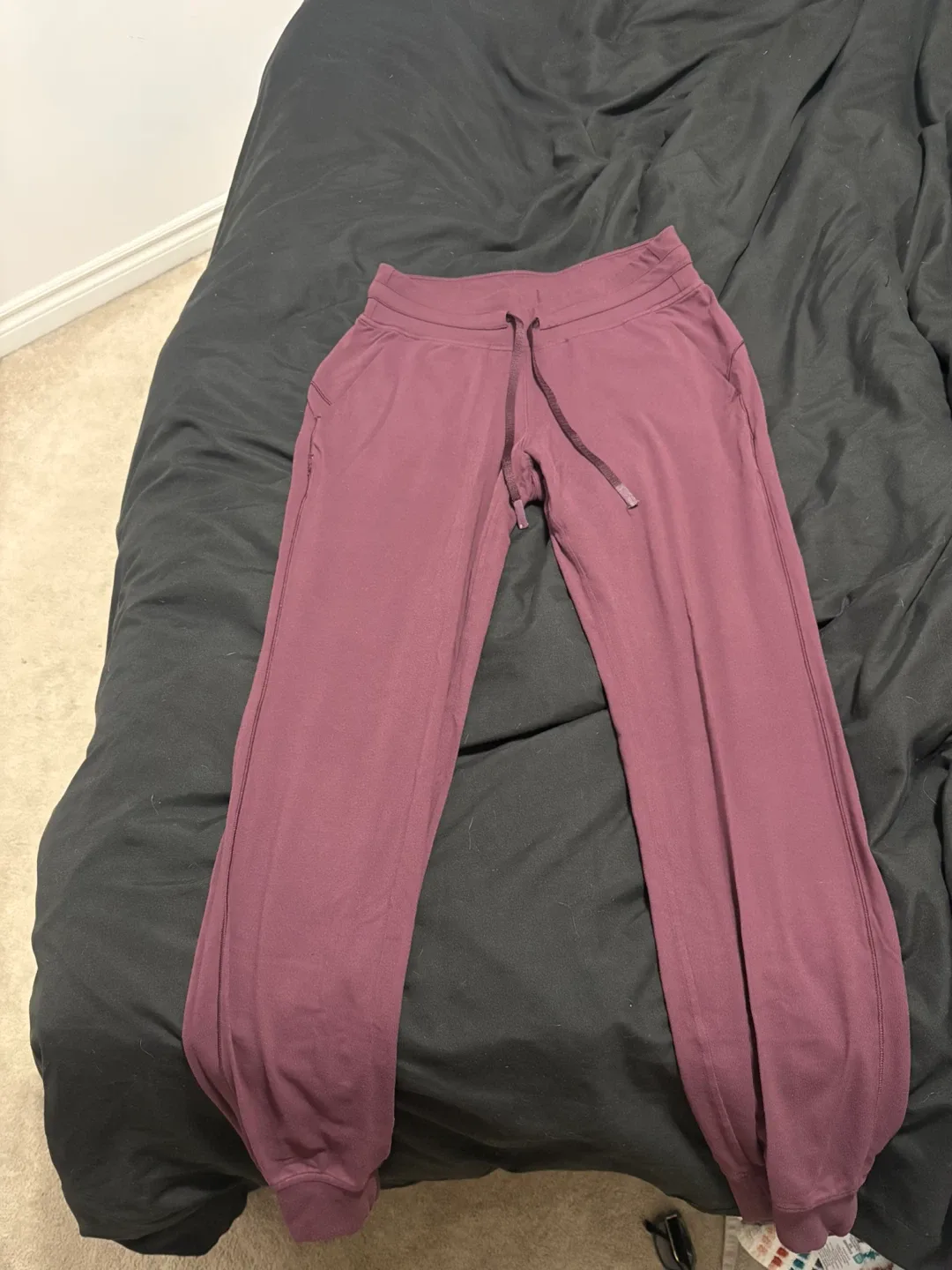 Lululemon Jogger Pants, Size 6