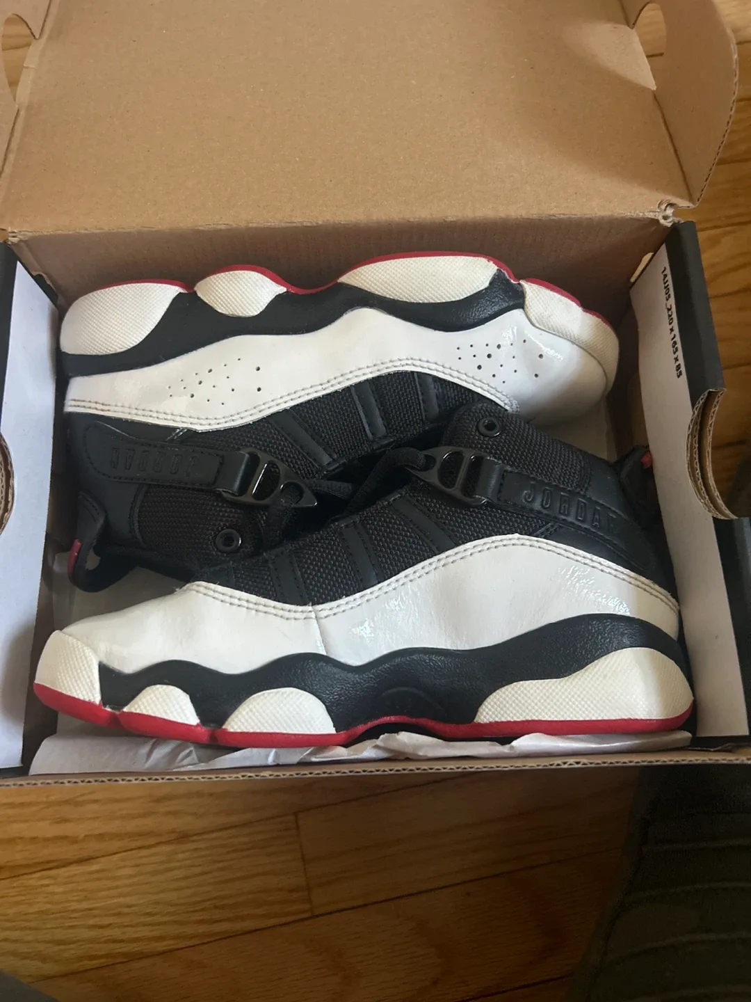 Jordan 1 Mid (PS) Size 12C image indicator(3)