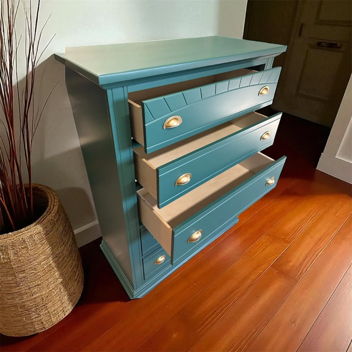 5-Drawer Dresser image indicator(7)