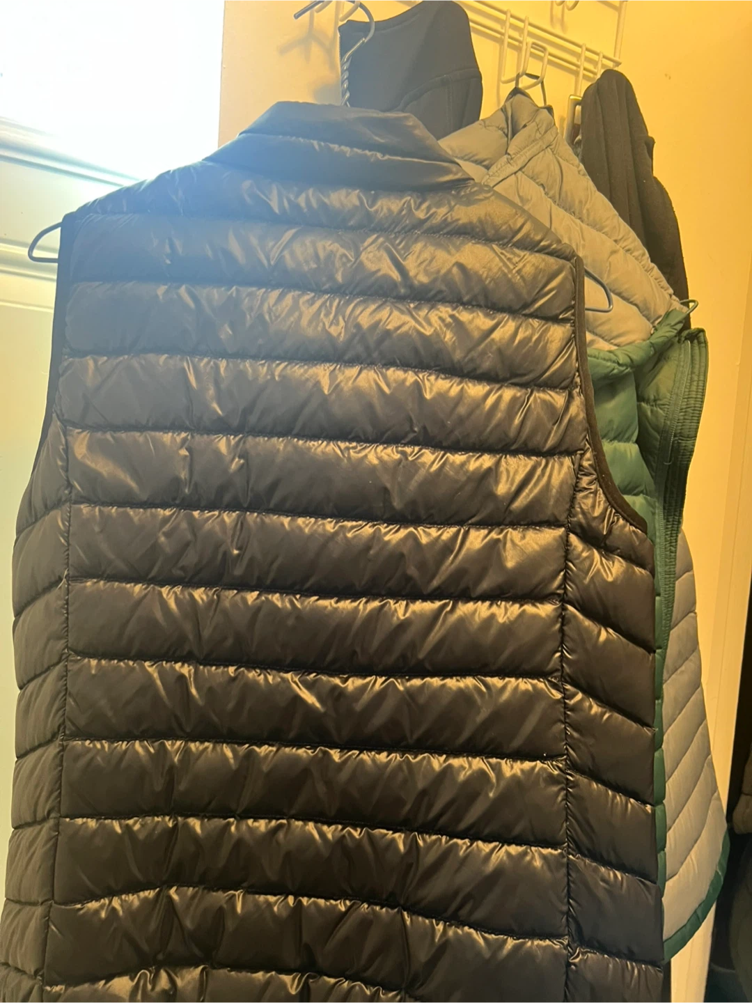 Bassini Black Puffer Vest - Size L - photo 3