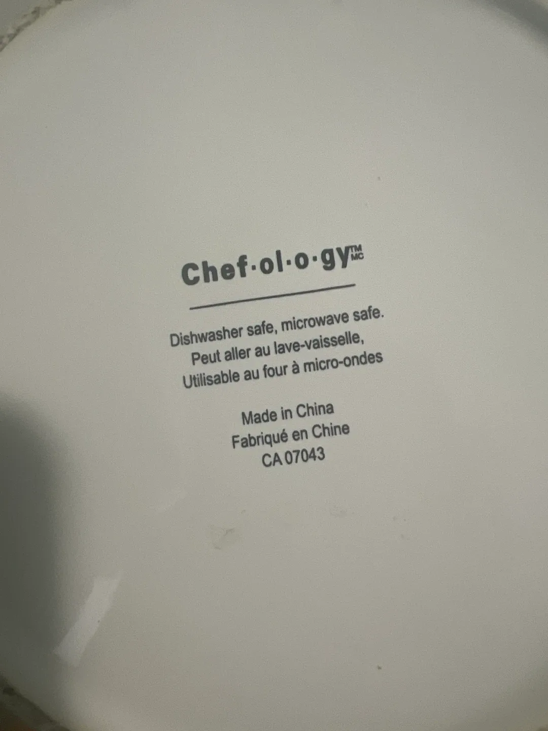 Chef.o.logy White Pitcher - Microwave & Dishwasher Safe image indicator(3)