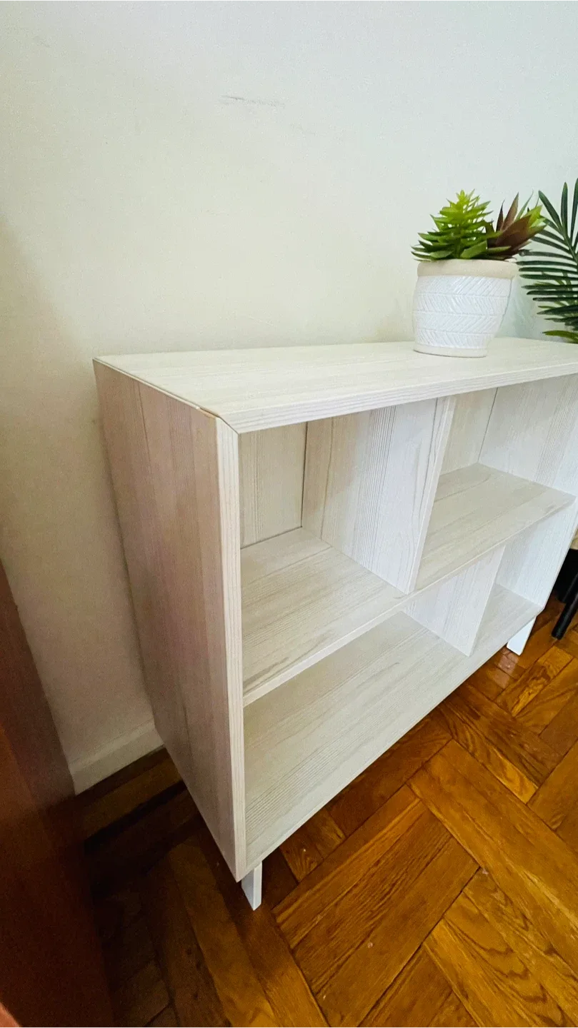 White Wooden Shelf ( Moving Out) image indicator(5)