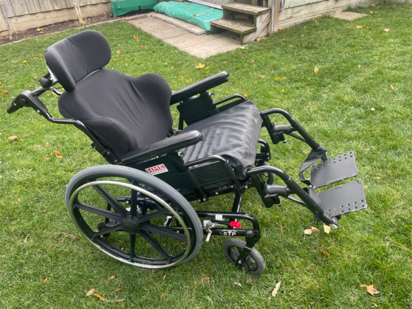 Tilting wheelchair - photo 2