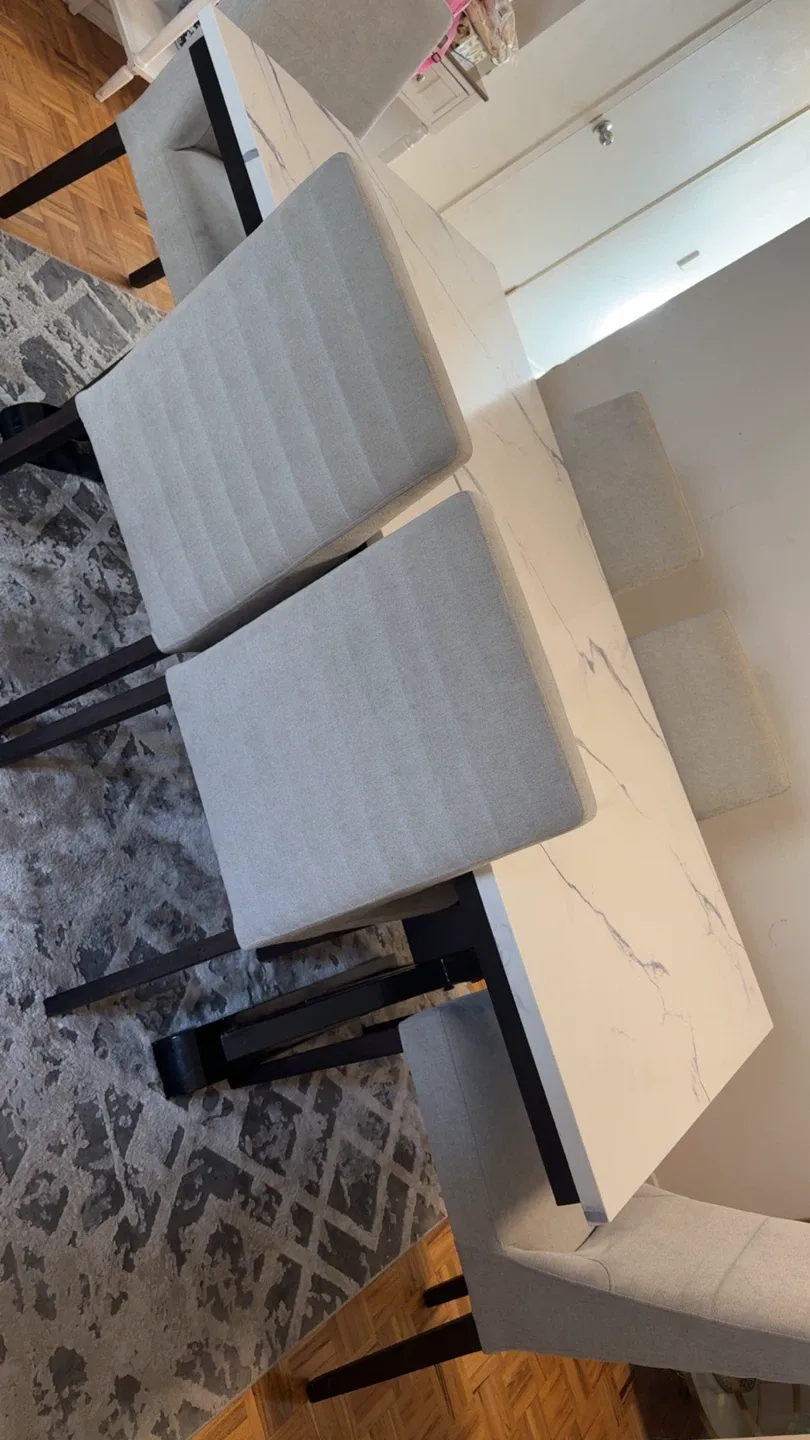 Dining Table with 6 Chairs image indicator(2)