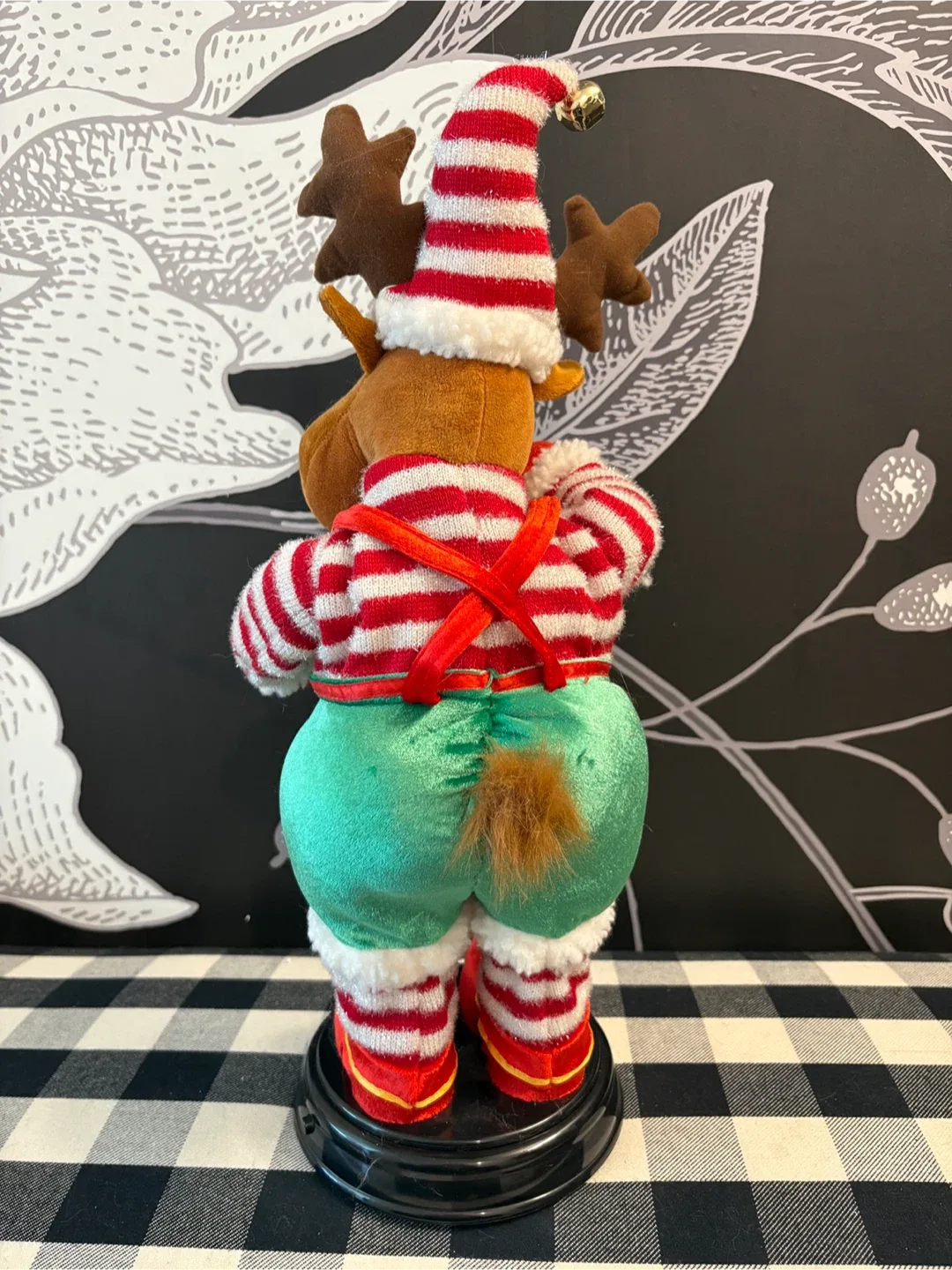 Animated Christmas Reindeer Decoration image indicator(2)