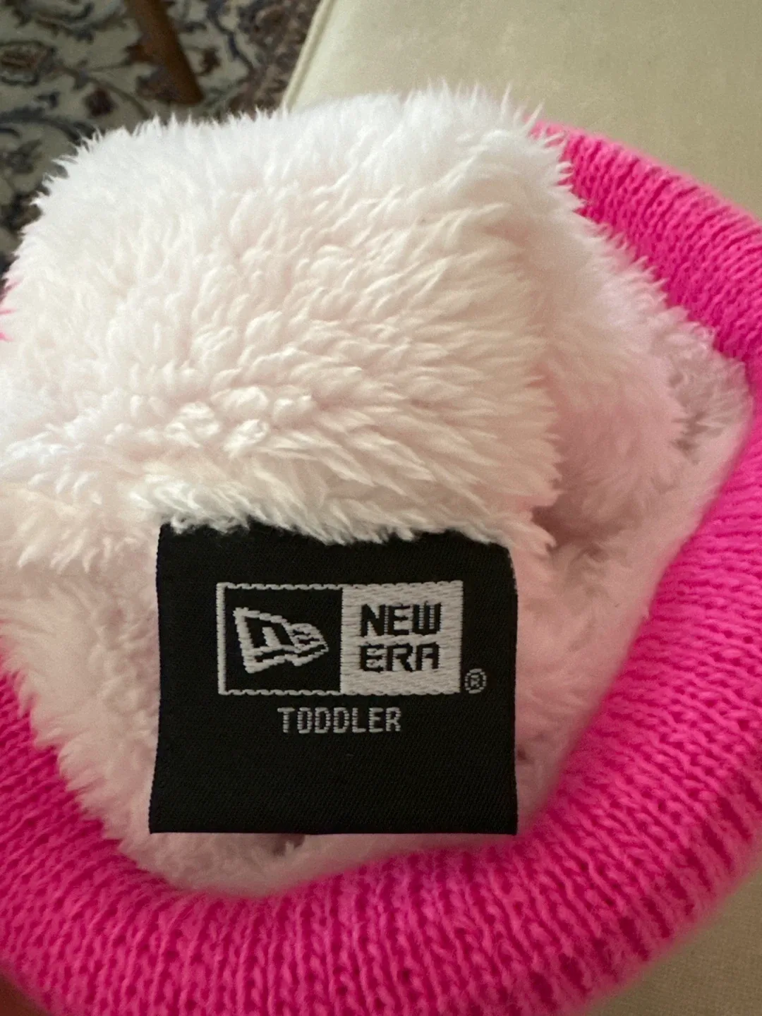 New Era Vancouver Canucks Toddler Pink Beanie image indicator(3)