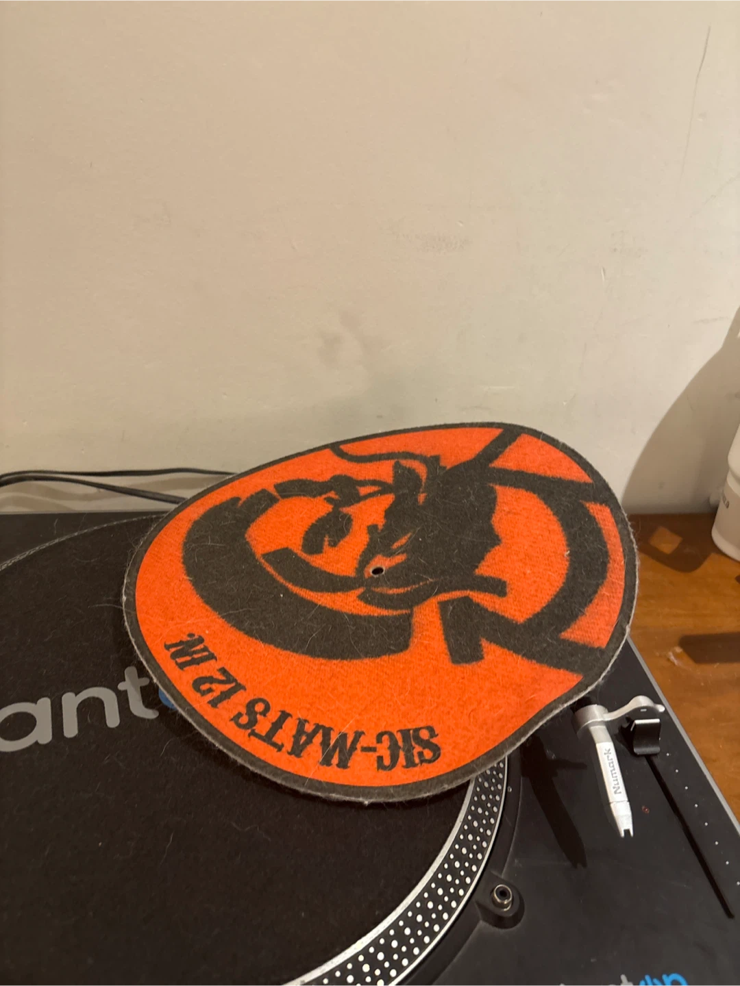 Stanton T.52 Turntable with Slipmat - photo 2