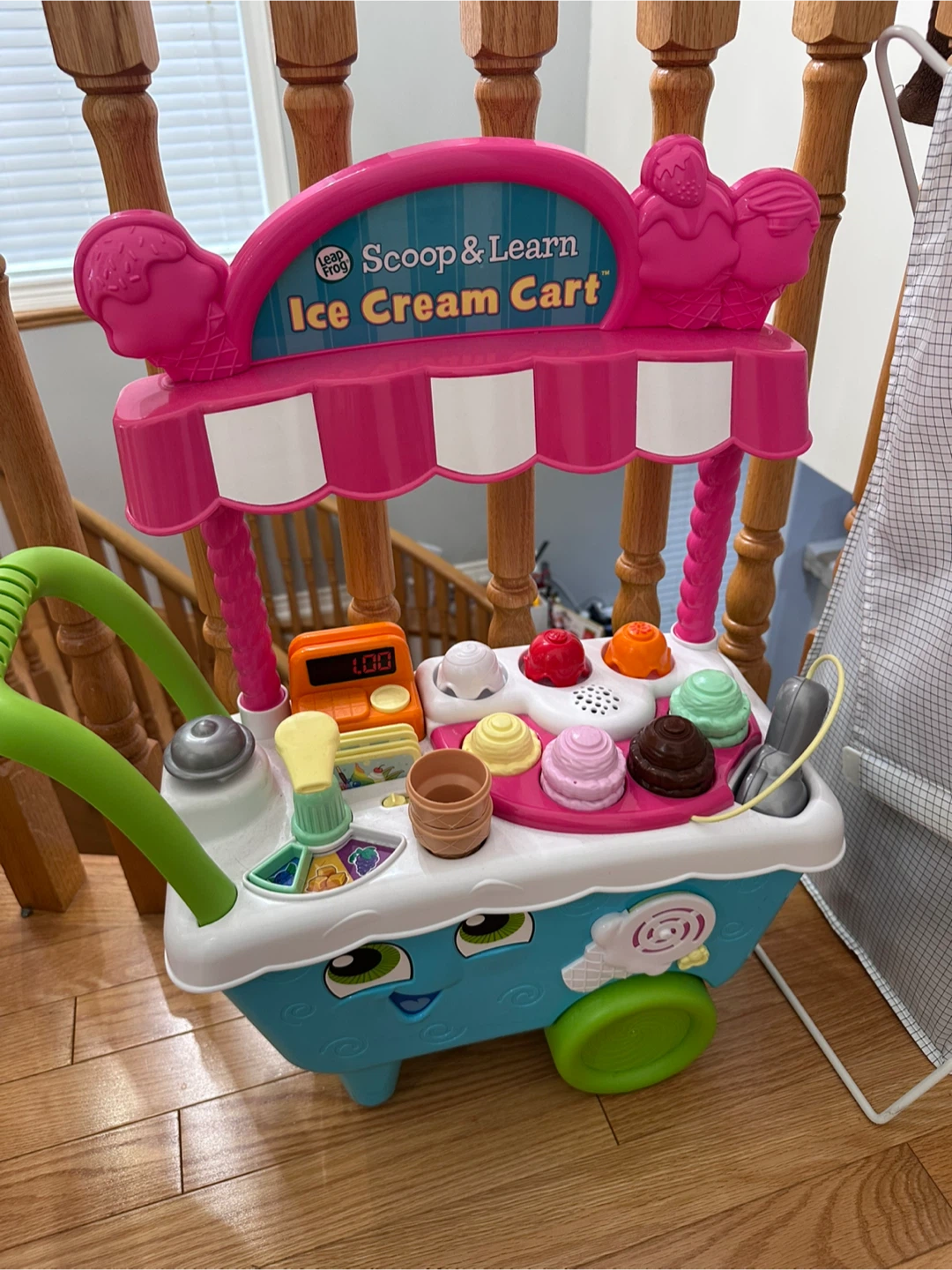 LeapFrog Scoop & Learn Ice Cream Cart