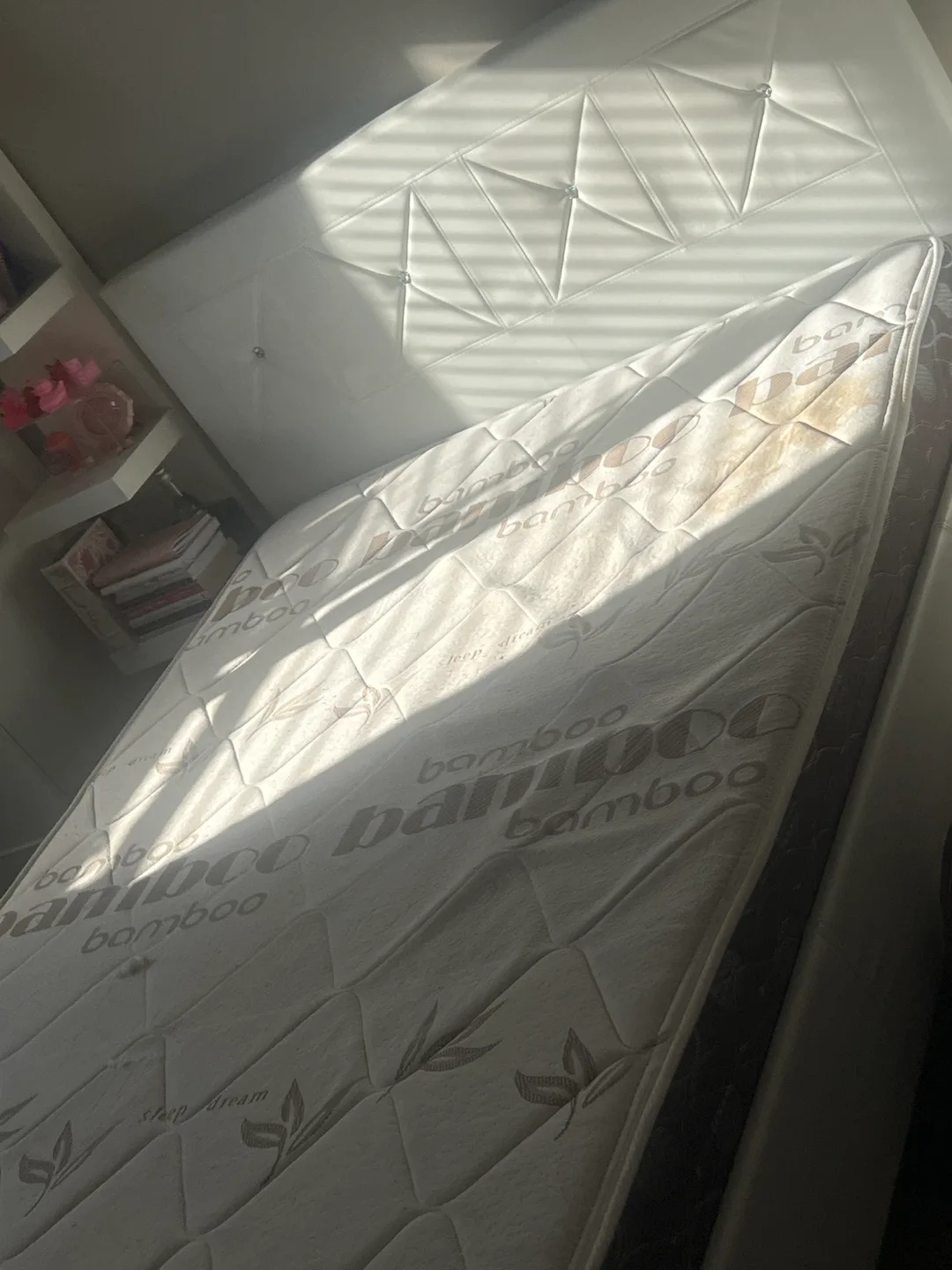 Bamboo Mattress & White Bed Frame (Double)
