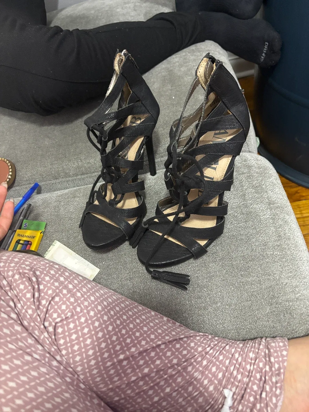 Sam & Libby Black Heels - Size 8.5 image indicator(3)