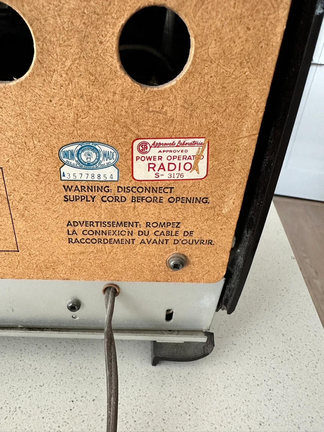 Vintage Rogers Majestic Radio Model R555 image indicator(3)