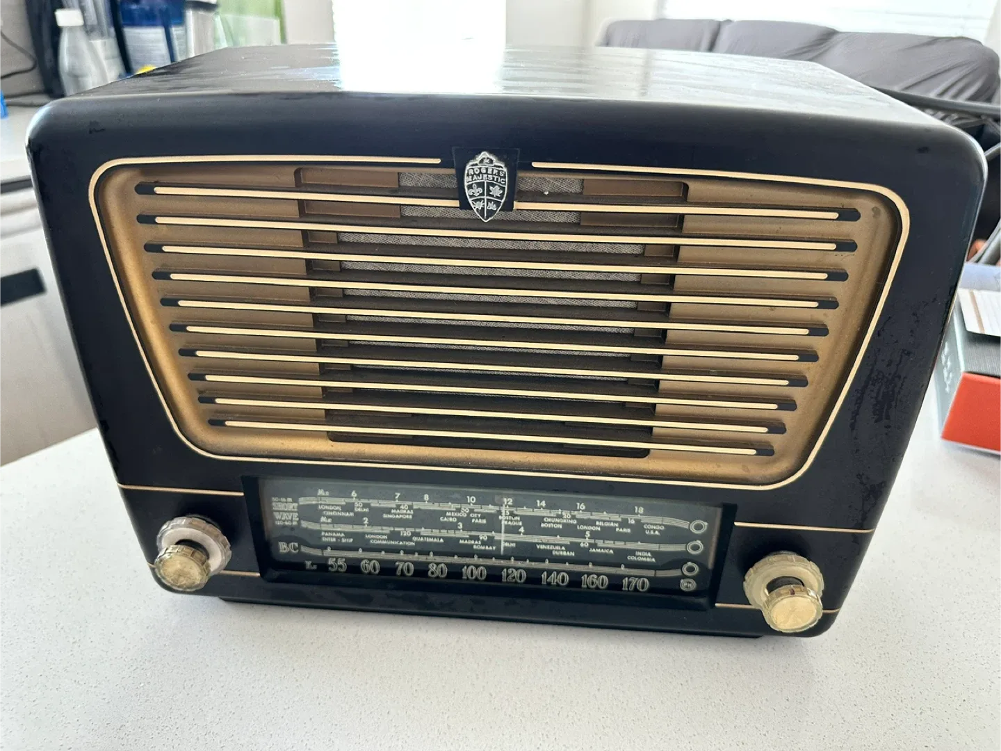 Vintage Rogers Majestic Radio Model R555 image indicator(2)