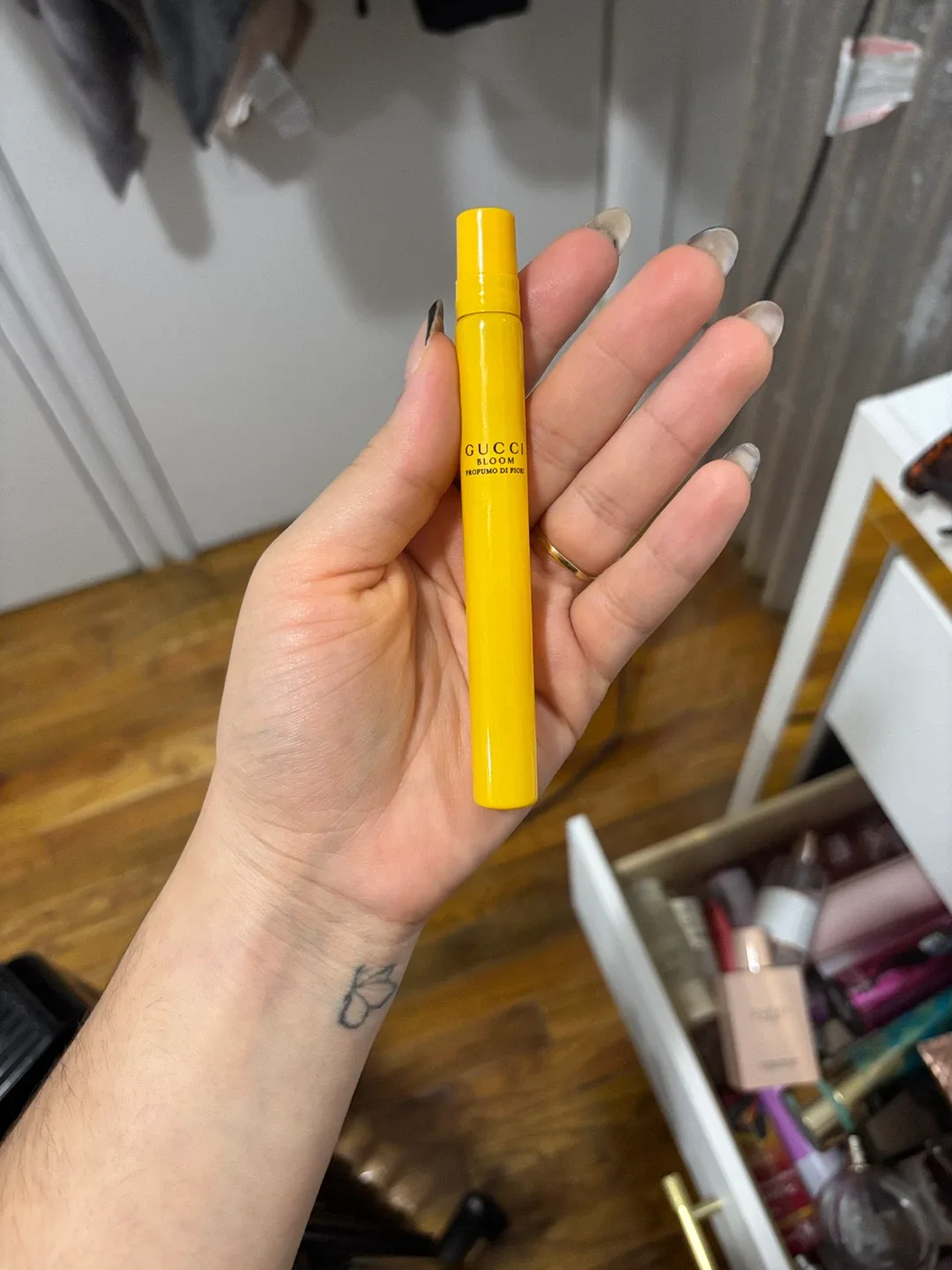 Gucci Bloom Eau De Parfum 10ml image indicator(2)