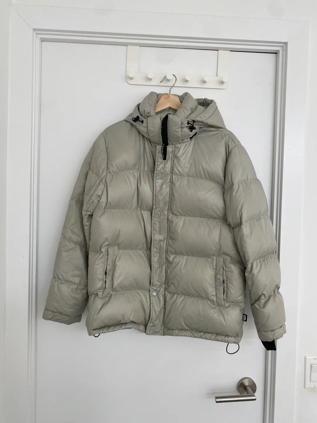 Super Puff Original Down Puffer Jacket - Size M