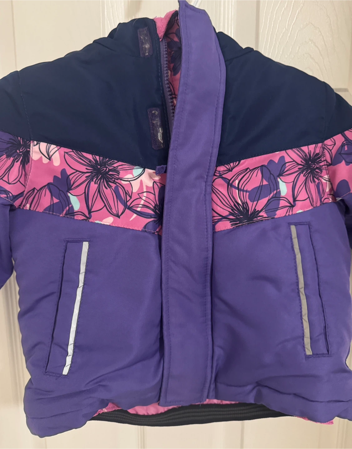 Kids Snowsuit and mittens size 2T - photo 2