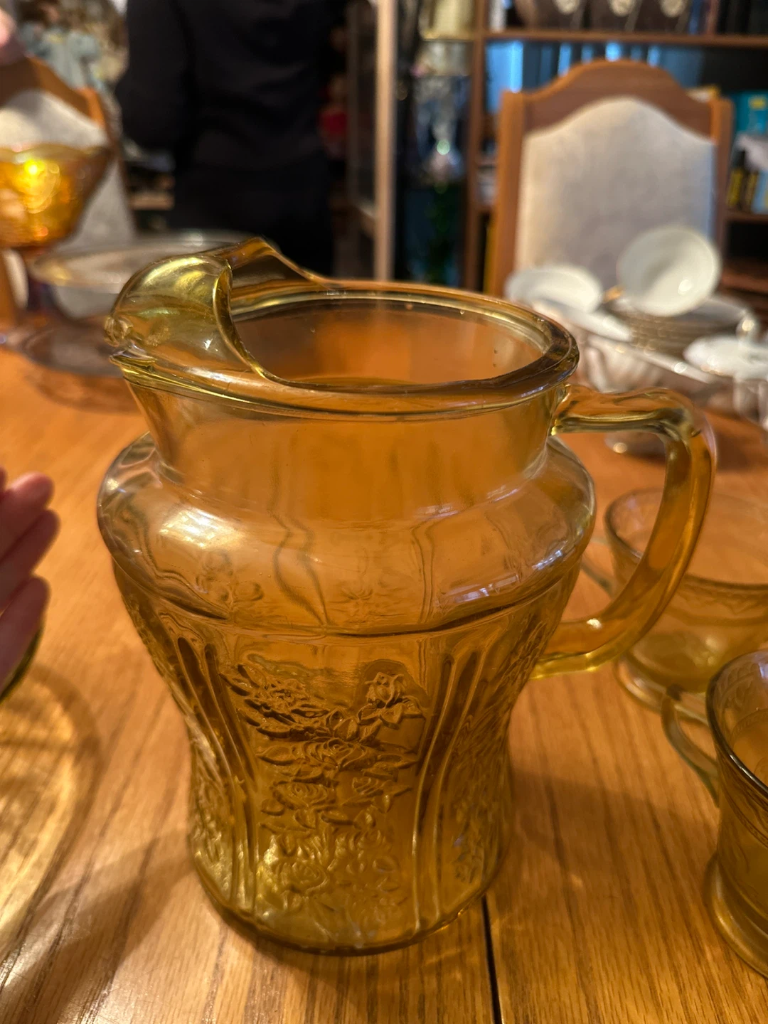 Vintage DEPRESSION GLASS Pitcher & Creamer Set