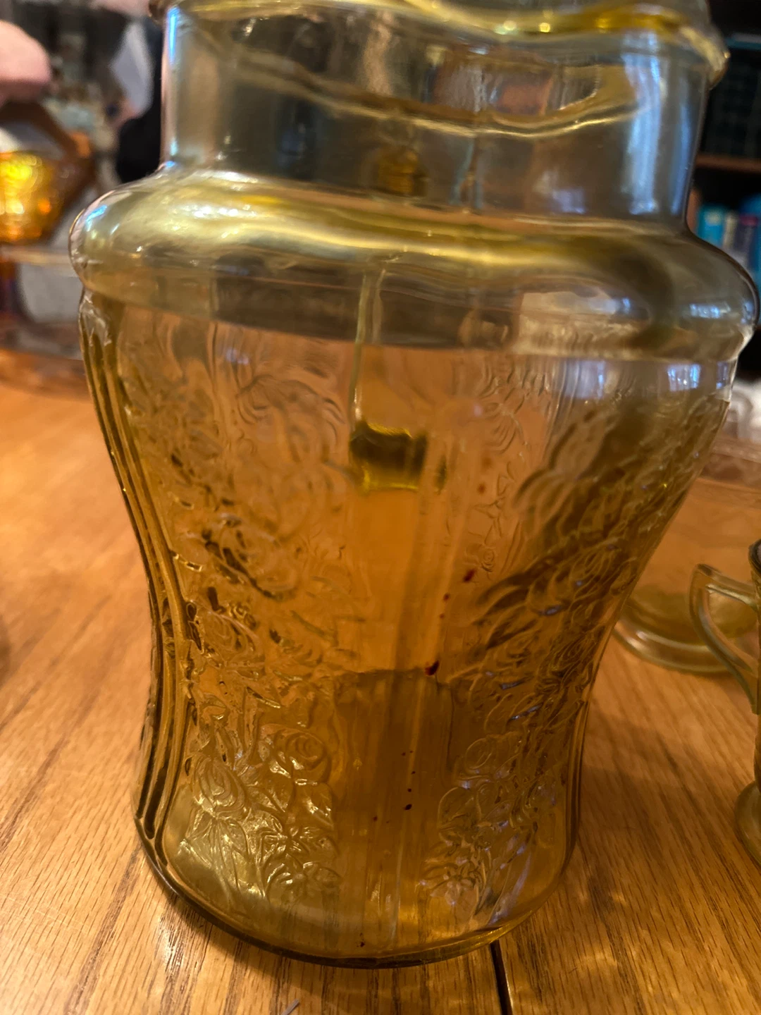 Vintage DEPRESSION GLASS Pitcher & Creamer Set - photo 3