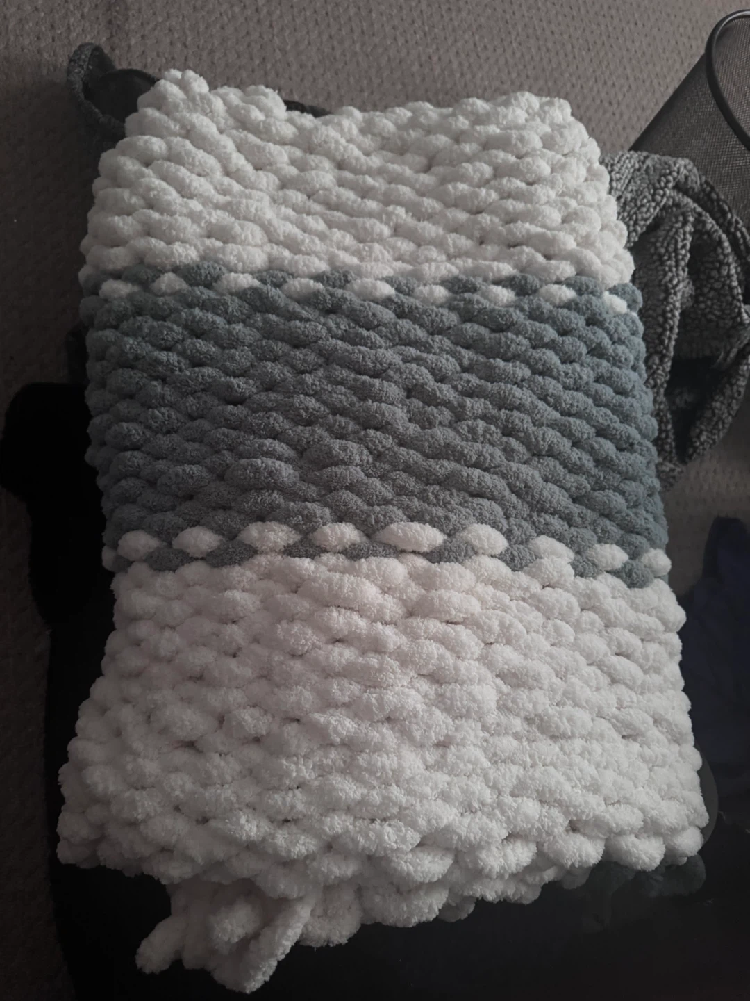 Handmade Chunky Knit Blanket - White & Grey