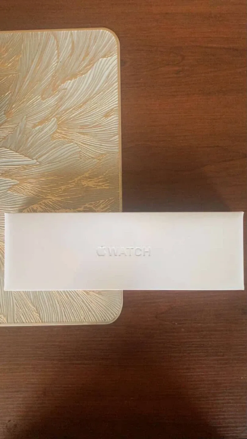 Apple Watch Series 10 46mm AI Light SB S/M GPS