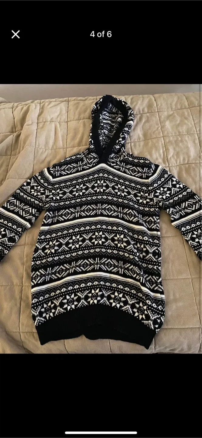 Panama’s new, Christmas tops for boys ages 10-14 image indicator(2)