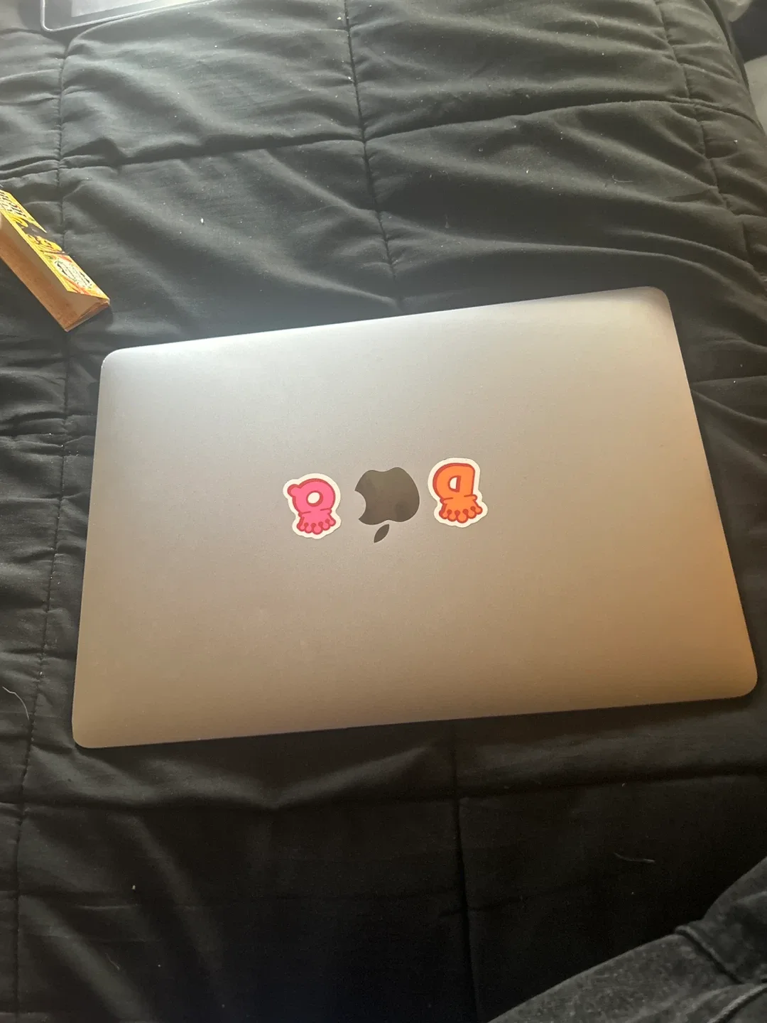 MacBook Air 13.3 inch image indicator(2)