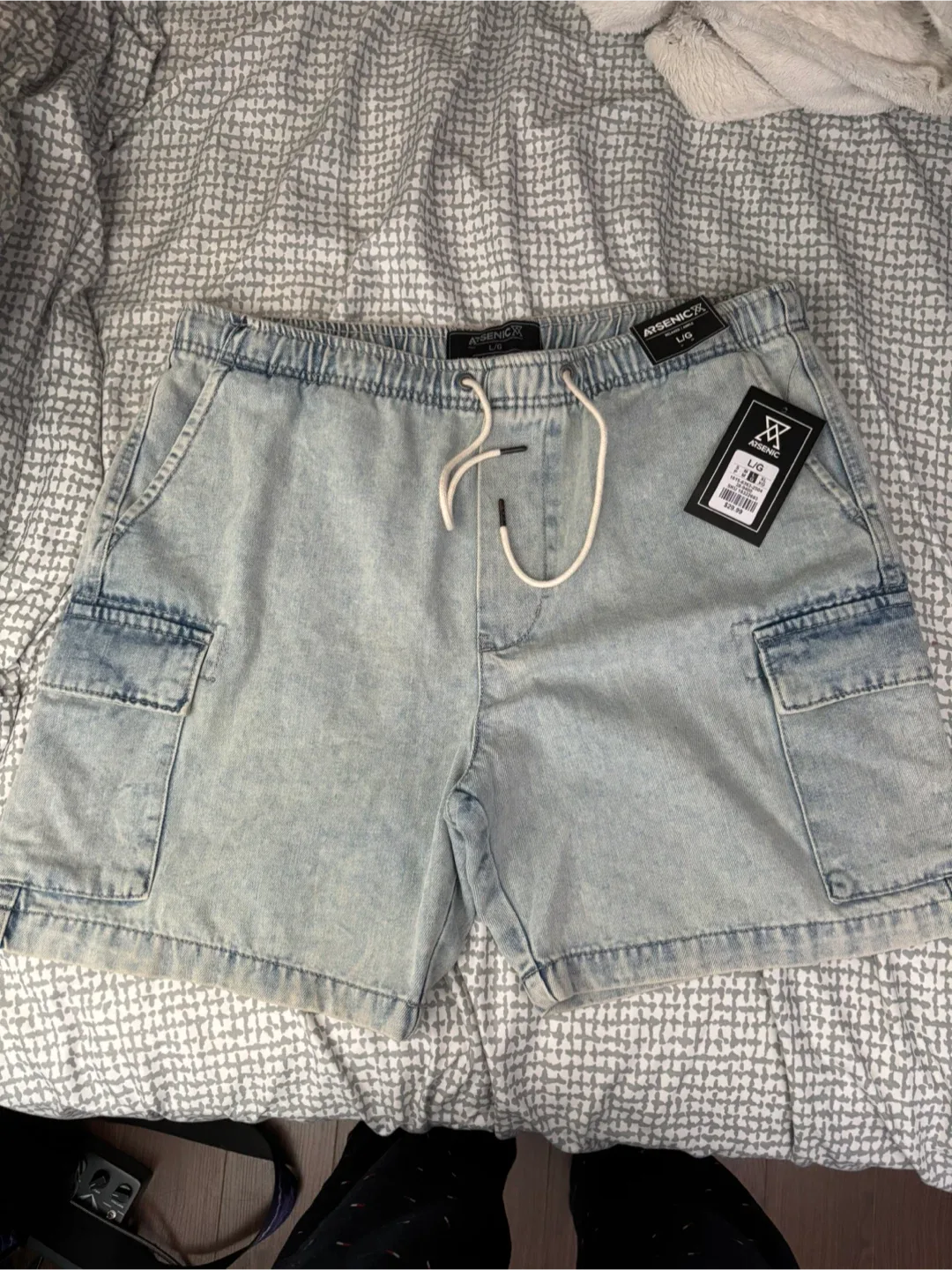 Arsenic83 Cargo Shorts - Size Large