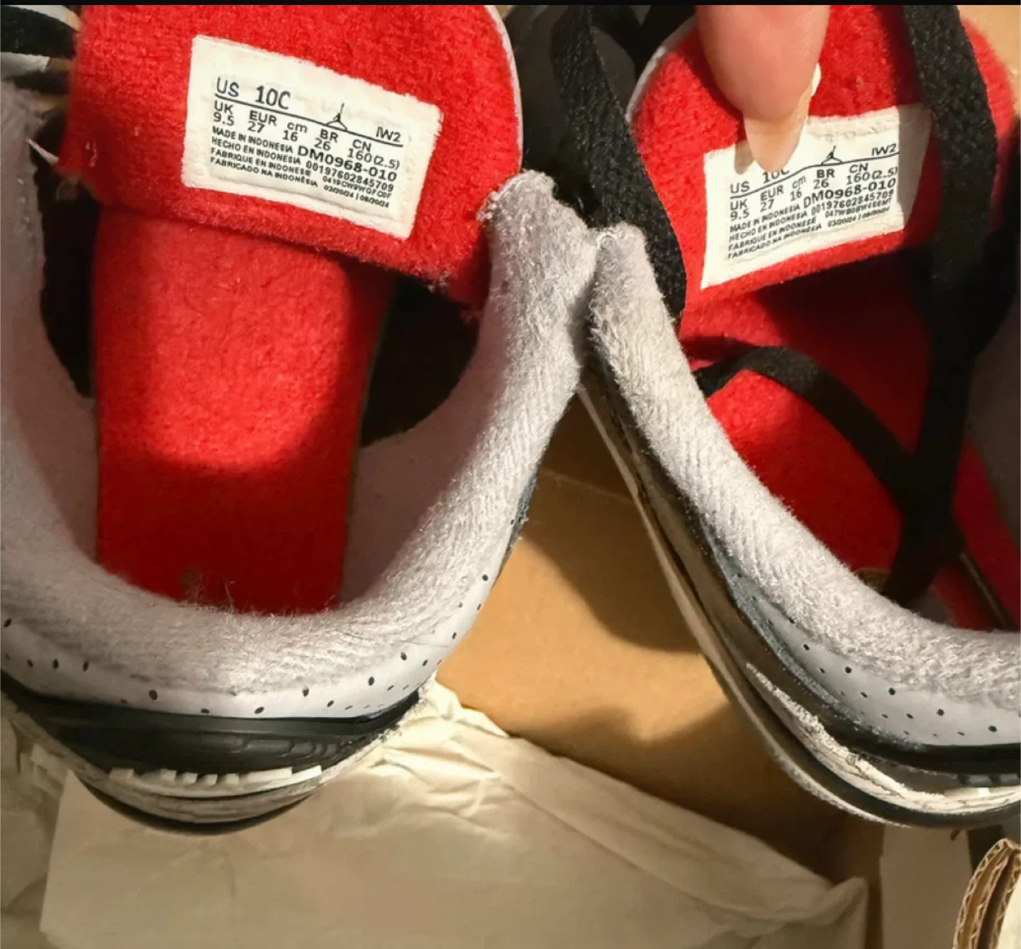 Nike Air Jordan 3 Retro Black/Cement Toddler Size 10 image indicator(6)