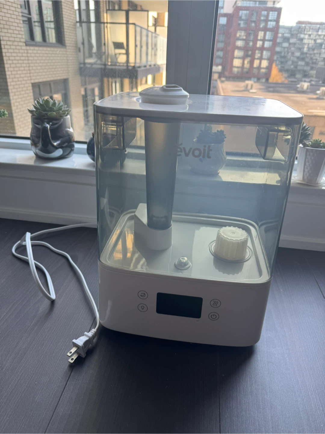 Levoit Ultrasonic Humidifier + Filter Sponges - deep cleaned