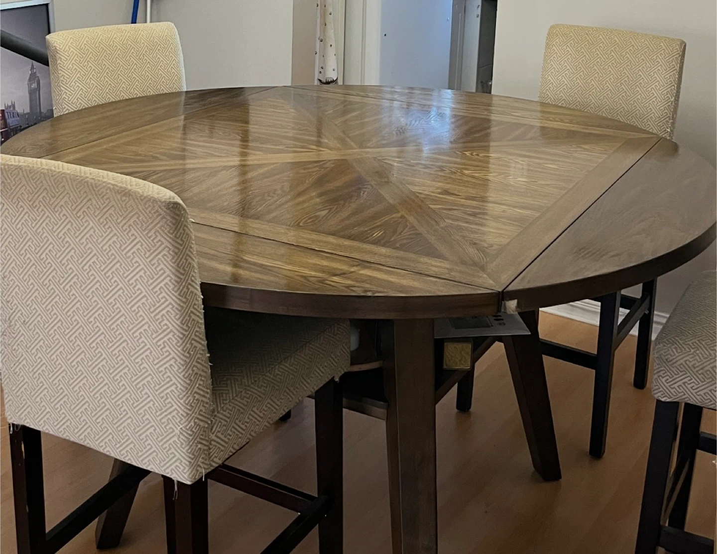 Dining Table with 4 Chairs - Wood - photo 2