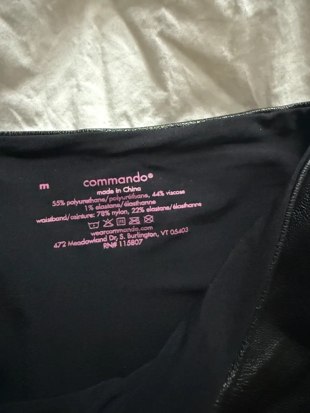 Commando Faux Leather Pencil Skirt - Size M image indicator(5)