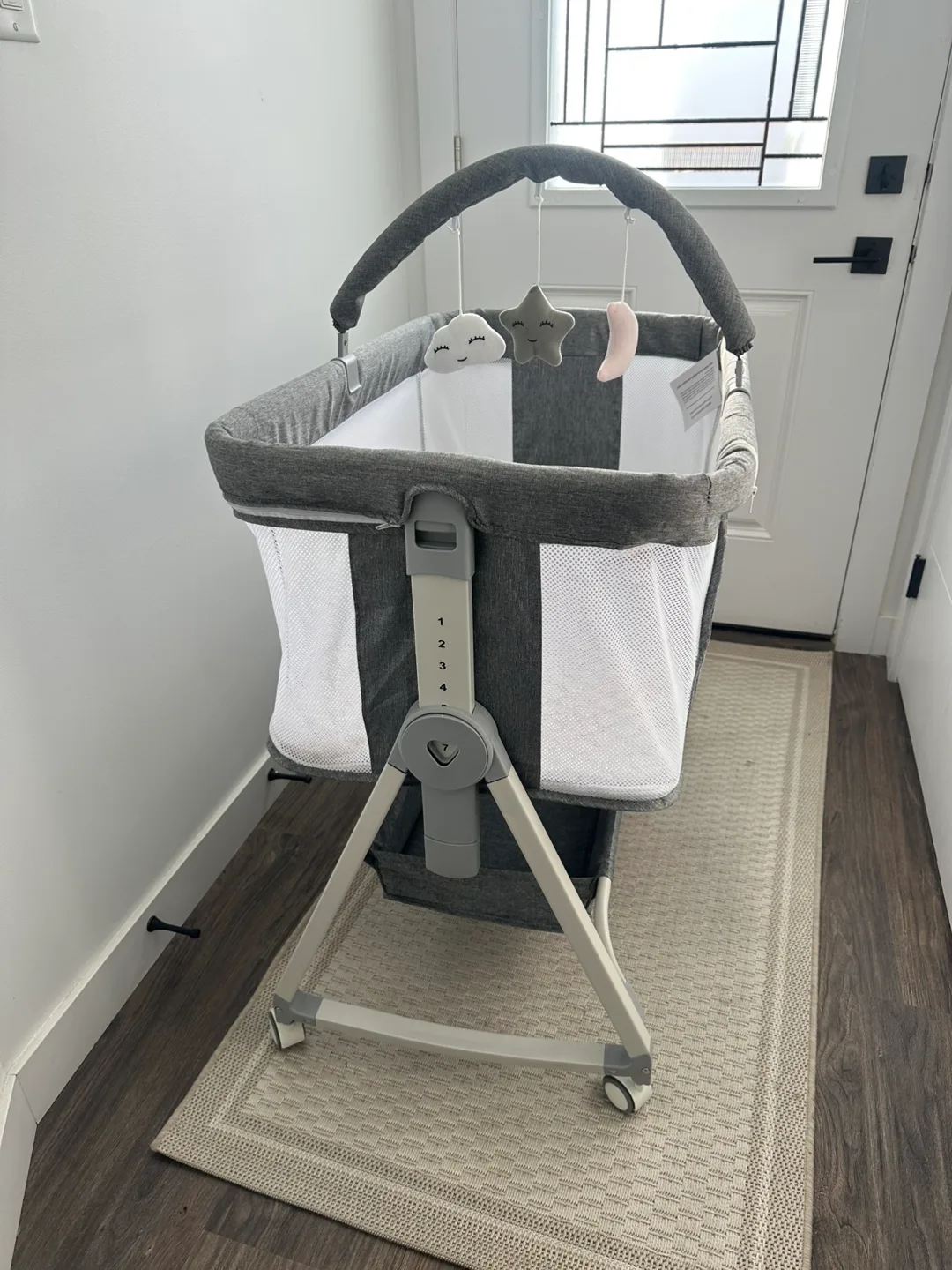 Brand New 3-in-1 Baby Bassinet – Adjustable & Portable (Grey) image indicator(2)