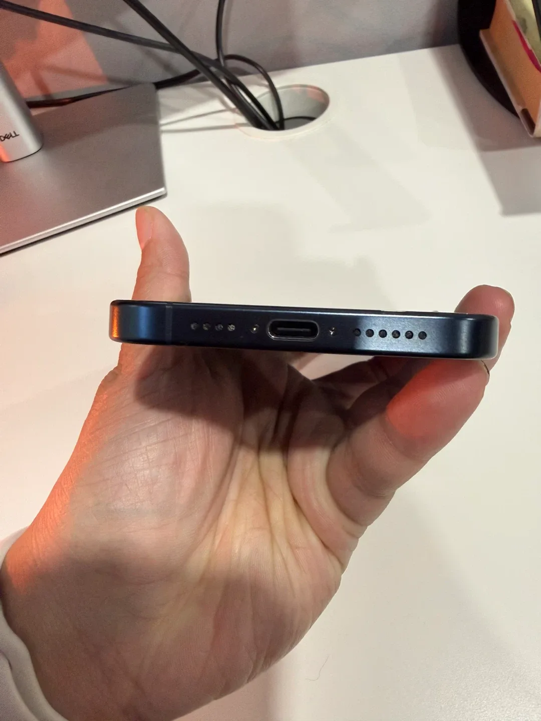 iPhone 13 Pro 128 GB/15 Pro Max 256GB- Excellent Condition image indicator(8)