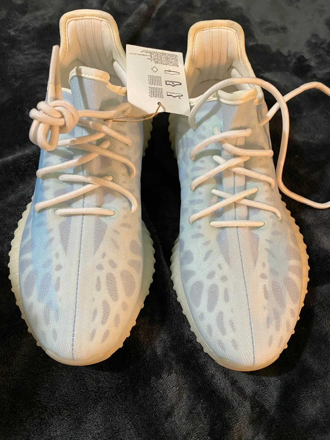 Adidas Yeezy Boost 350 V2 - Size 8.5